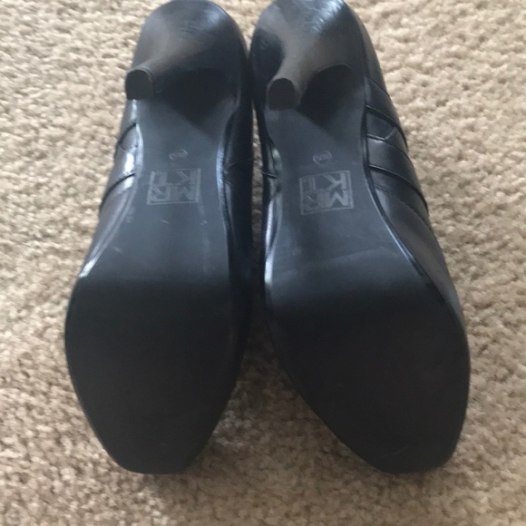 EUC Gorgeous MRKT Black Square Toe Shoes Sz 8.5 - Picture 4 of 8